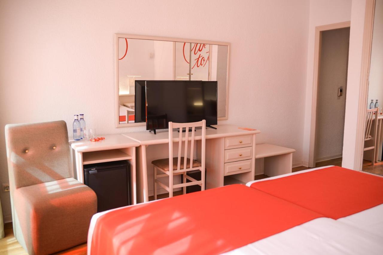 Lloret Vibe Affiliated By Fergus (Adults Only) Lloret de Mar Ngoại thất bức ảnh