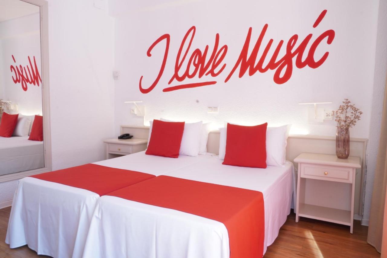 Lloret Vibe Affiliated By Fergus (Adults Only) Lloret de Mar Ngoại thất bức ảnh